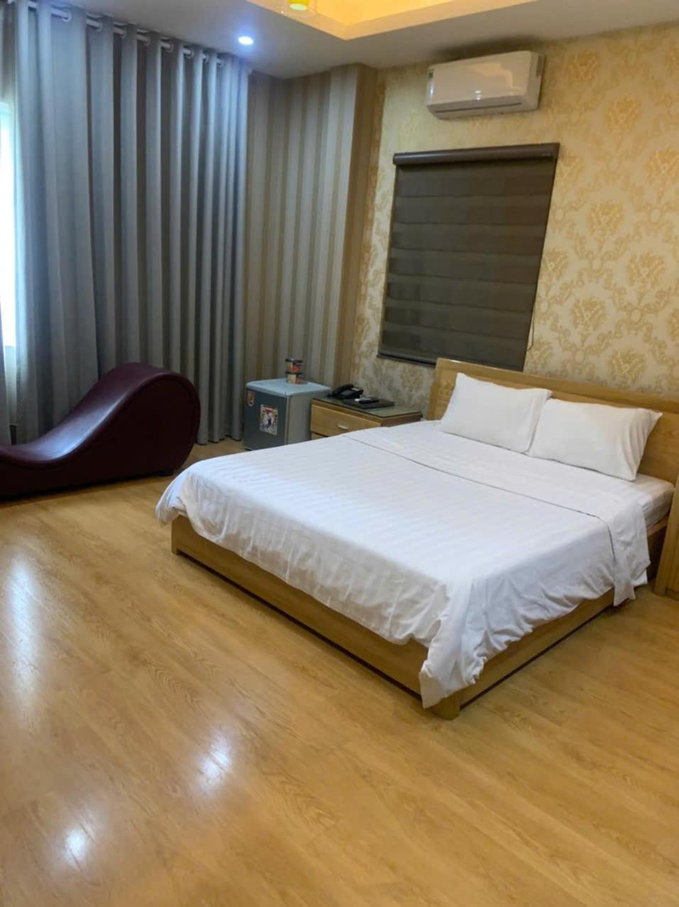 Venus Hotel Ha Noi Hanoi Bagian luar foto