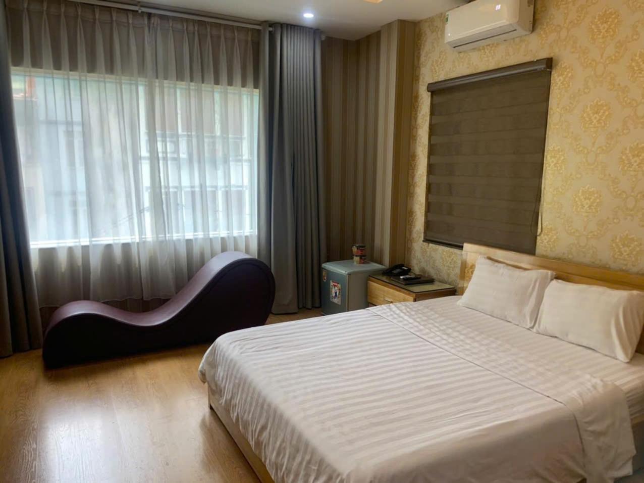 Venus Hotel Ha Noi Hanoi Bagian luar foto